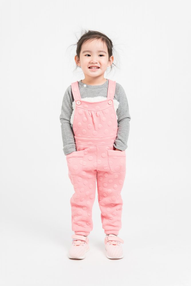 Quần yếm bé gái